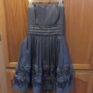 Semi formal gray size 3 dress.
